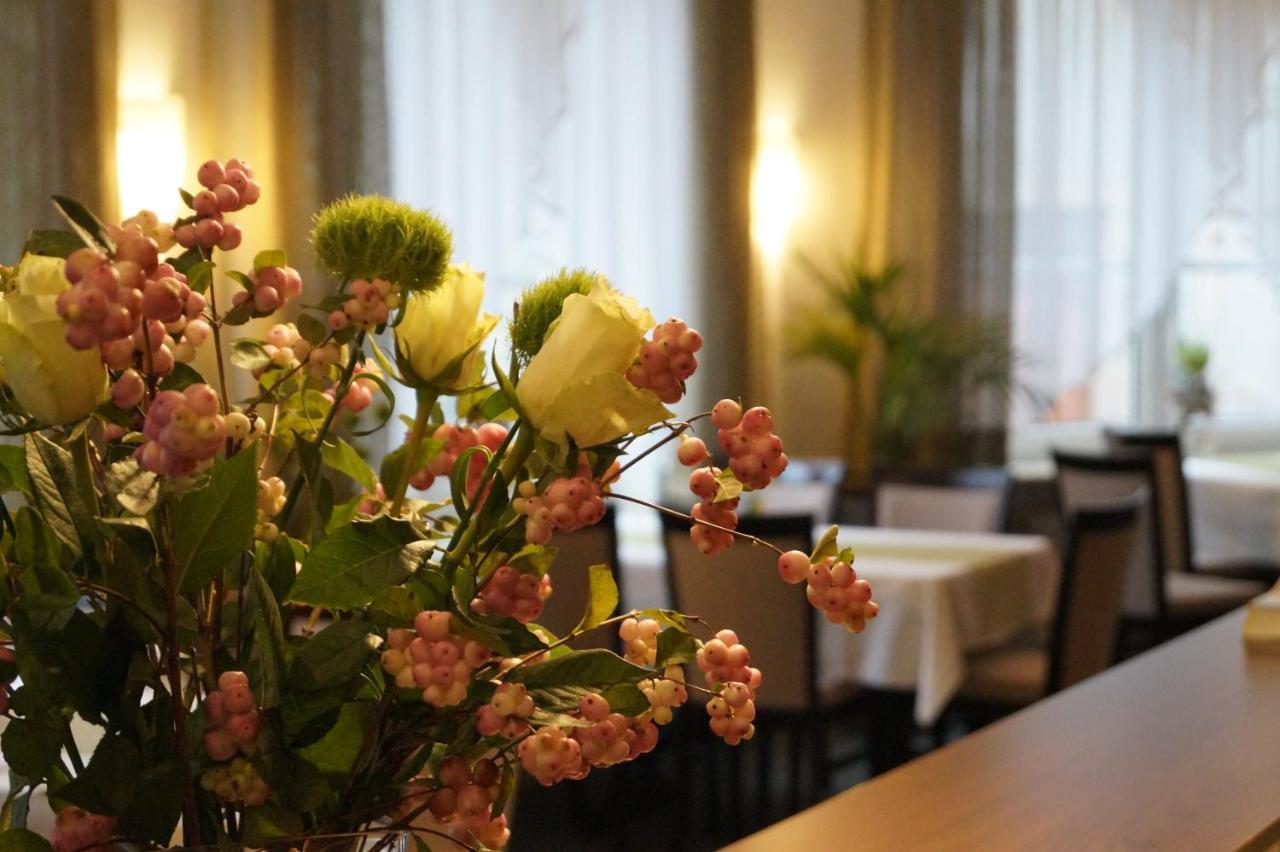 Kronprinz Hotel 3*